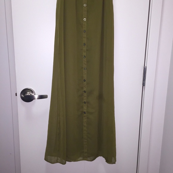 🌷sold🌷•AEO• Olive Green Maxi Dress - Picture 2 of 8
